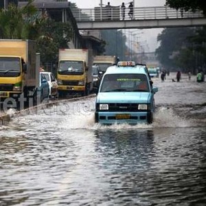 Banjir Besar dan Cuaca Ekstrem, PLN Ikutan Rugi
