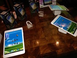 Vandroid S5H, Phablet Quad Core Jagoan Advan