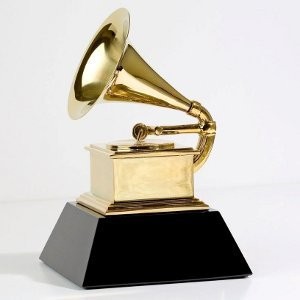 10 Peraih Grammy Awards Termuda (2)