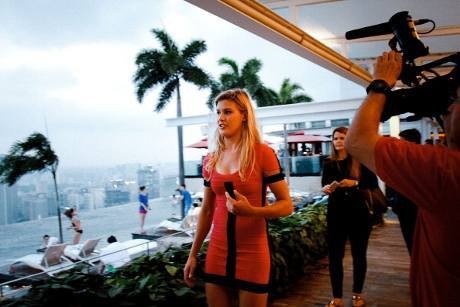 Eugenie Bouchard: Selamat Datang, Publikasi dan Popularitas