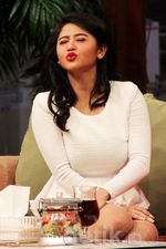 Dress Mini Putih Dewi Persik