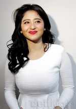 Dress Mini Putih Dewi Persik