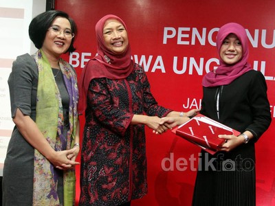 45 Mahasiswa Terima Beasiswa CIMB Niaga