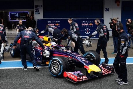 Red Bull Bermasalah di Tes Pramusim, Mercedes Kaget