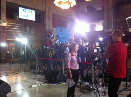 Kehebohan Saat Menanti Keputusan Bebas Sang Ratu Mariyuana