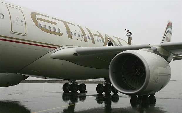 Etihad Gaet Garuda, Penumpang dari Arab Bisa Nyambung ke Solo dan Padang