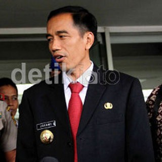 Jokowi Siapkan Lahan 200 Hektar untuk Pabrik BlackBerry