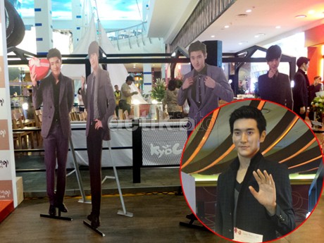 Fans Mulai Padati Fanmeeting Rahasia Super Junior di Jakarta