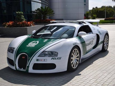 Akhirnya, Polisi Dubai Pakai Mobil Tercepat Sejagat
