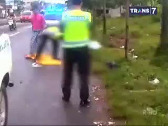 Angkot Terbalik, 3 Tewas