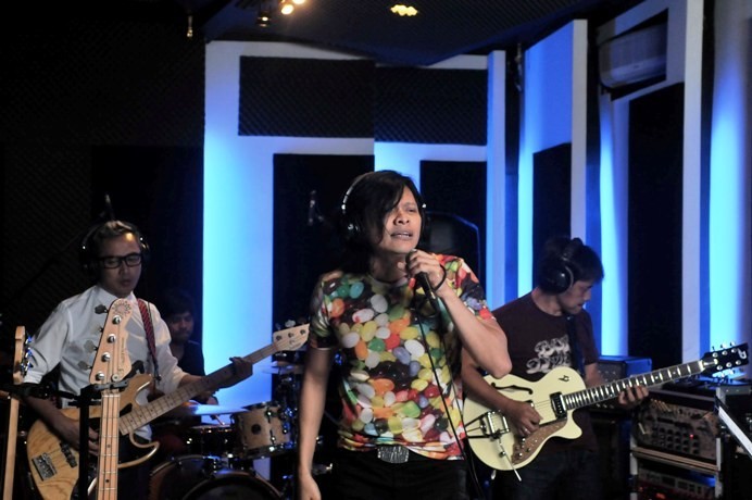 Single Baru GIGI Dibajak Saat Dirilis