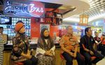 LPPOM MUI Serahkan Sertifikat Halal ke Sushi Bar