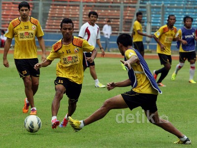 Semen Padang-Persija Siap Bentrok