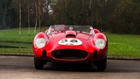 Mobil yang desainnya di rancang oleh Sergio Scaglietti ini memanglah bukan mobil sembarangan karena ini model yang dua kali memenangi 24 Hours of Le Mans dan menjadimobil balap tertua yang masih bisa berjalan normal di dunia. (dok Ferrari).