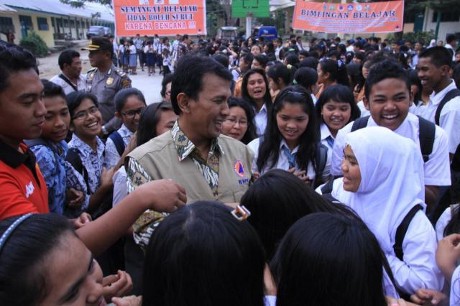 Jelang UN, Pemprov Sumut Sediakan Bimbel Bagi 691 Siswa Pengungsi Sinabung