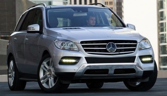 Mercy Bisa Bantu Aston Martin Bikin SUV