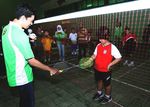 Taufik Hidayat Beri Pelatihan Siswa SD