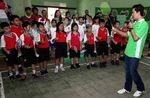 Taufik Hidayat Beri Pelatihan Siswa SD