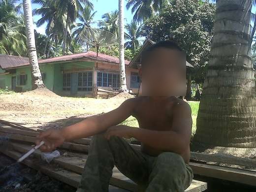 Bocah 6 Tahun Perokok, Ayahnya Sakit Keras dan Sang Ibu Entah di Mana