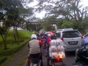Perbaikan Jalan di Bawah Kolong Lingkaran UI, Margonda Macet Parah