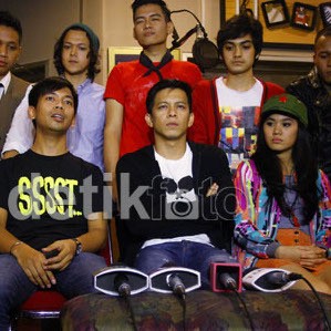 Tidak Ada Gambar Bencana di Video Klip Esok Kan Bahagia