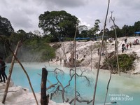 Bukit Kapur danau belerang Bukit Kapur danau belerang