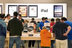 Ketika Steve Jobs Melahirkan iPad