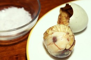 Begini Cara Makan Balut, Embrio Bebek Khas Filipina