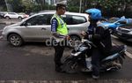 Pemotor Masih Lewati JLNT Tanah Abang