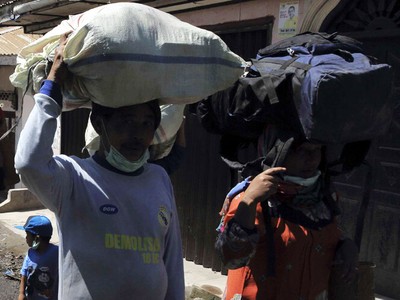 Pengungsi Sinabung Kembali ke Rumah