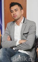 Raffi Ahmad Lagi Mikirin Apa Sih?