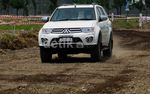 Pengguna Pajero Diajak Speed Off Road
