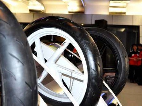 Perhatikan Hal Ini Ketika Beli Ban di Musim Hujan