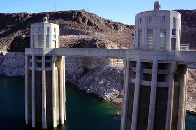 Bendungan Raksasa Hoover Dam, Jatiluhur Kalah!