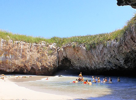 Ssst! 3 Destinasi Ini Punya Tempat Rahasia