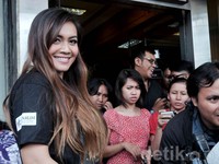 Denada saat ditemui di Rumah Makan Garuda, Arteri Pondok Indah, Jakarta Selatan, Senin (10/2). Noel/detikHOT.