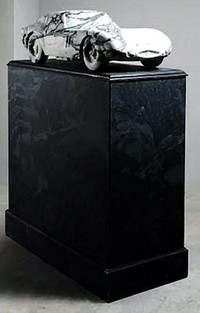 Seniman butuh waktu 100 jam untuk menghasilkan Ferrari 250 GTO mungil cantik itu. (dok Lapicida).