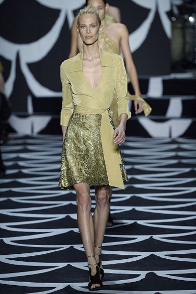 Diane von Furstenberg. Fall/Winter 2014. New York Fashion Week 2014. [Photo by Catwalking/Getty Images]