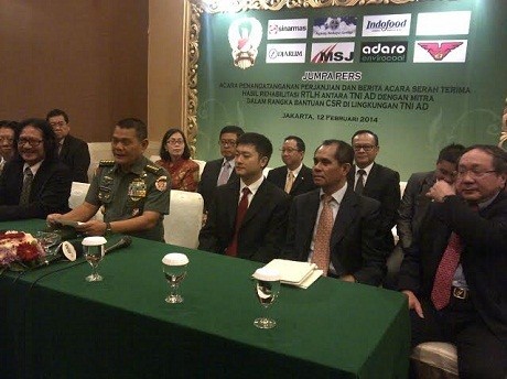 TNI AD Terima Hasil Renovasi Rumah Tidak Layak Huni