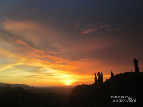 Istimewa Sunset di Langit Yogyakarta