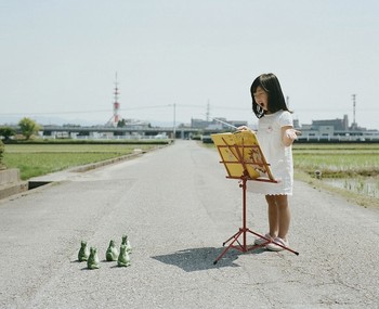 Tak dinyana, salah satu dari banyak fotonya tersebut dipilih oleh Flickr. Pihak Flickr memang sengaja memilih karena ingin menyampaikan pesan yang berbeda. (credit photo: Tayokazu).