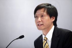 Aksi Steve Jobs dari China