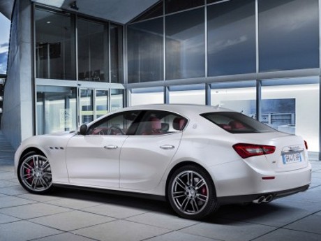 Puas dengan Mercy, Jaguar Kini Ejek Maserati