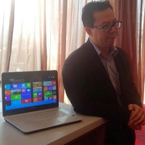 Windows 8 Coba Didongkrak Lewat Laptop Murah