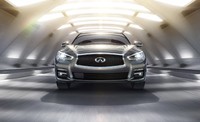 Mobil mewah Infiniti Q50 memulai debut Asia di China. Penampilan perdana mobil ini di benua kuning pun dianggap sebagai yang terbaik. Infiniti mengalahkan penampilan perdana BMW X4, Maserati Ghibli, Lamborghini Gallardo edisi ultah hingga supercar Ferrari LaFerrari. (dok: NewsPress.co.uk).     