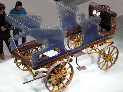 Ini Dia Mobil Porsche Pertama di Dunia