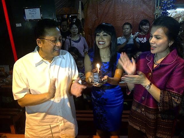 Ulang Tahun, Irman Gusman Dapat Kejutan dari Jupe