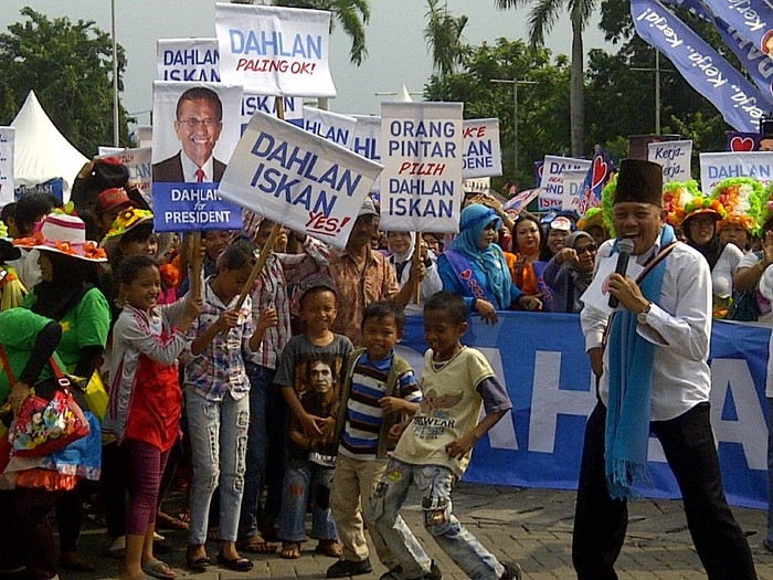 Ribuan Pendukung Capres Konvensi PD Serbu Grand City