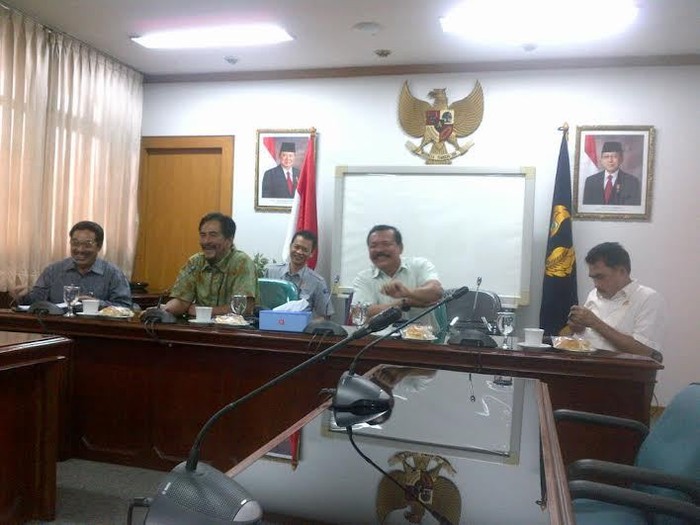 Ini Alasan Damri Mau Borong Bus Impor China