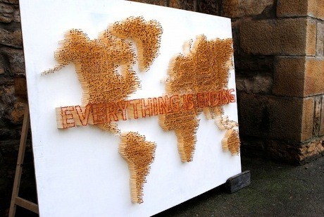 Ratusan Batang Korek Api Dijadikan Lukisan Peta Dunia